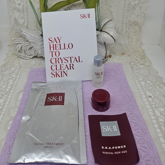 SK-II Facial Treatment Mask Pitera Facial Essence RNA Power Cream Travel Set - Picture 2 of 9